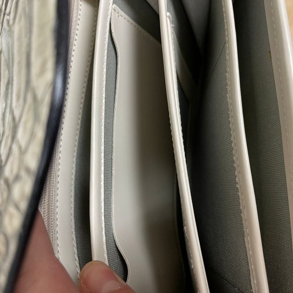 Python Snakeskin clutch - Picture 10 of 10